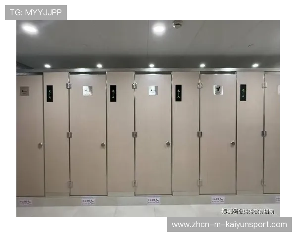 教资考试现场女生霸占男厕，考务管理漏洞暴露无遗